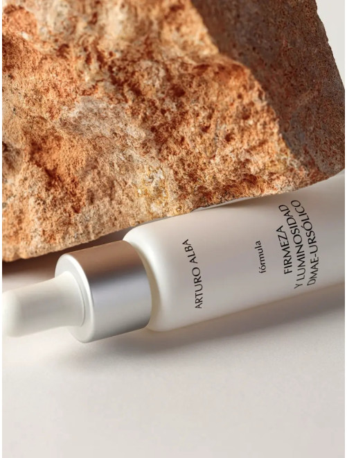 Firmeza Y Luminosidad. Dmae-Ursólico